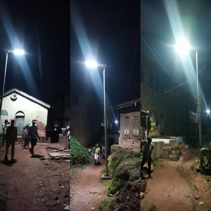 You are currently viewing Excitement As Agboworin’s Solar-Powered Street Lights Illuminates Communities In Constituency